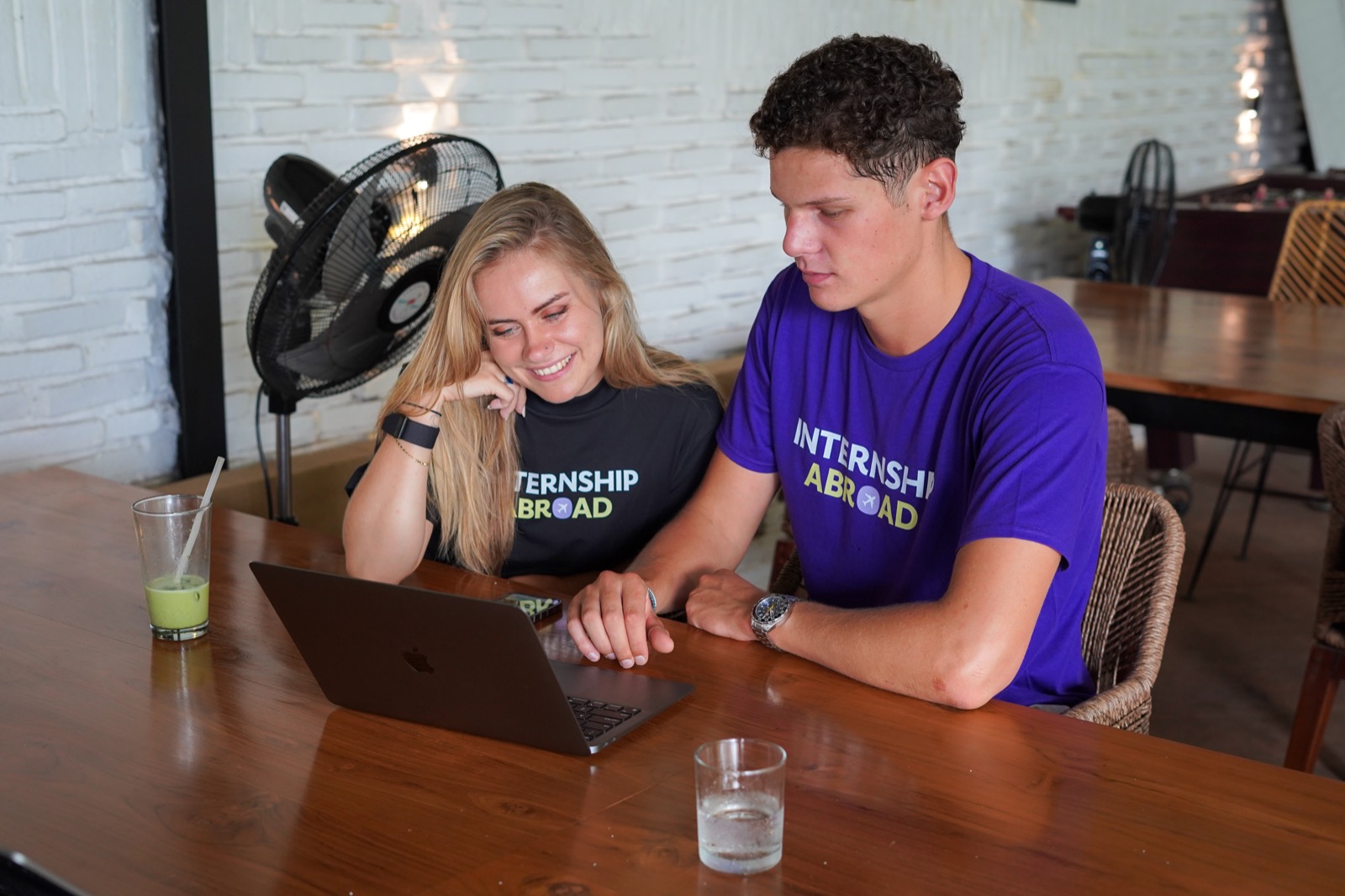 Tým Internship Abroad